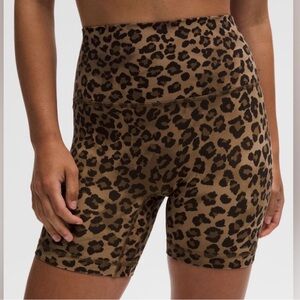 NWT - lululemon Align No Line™ High-Rise Short 6" Leopard Print - Size 2